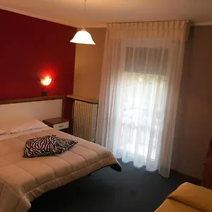 2* Hotel Cortina